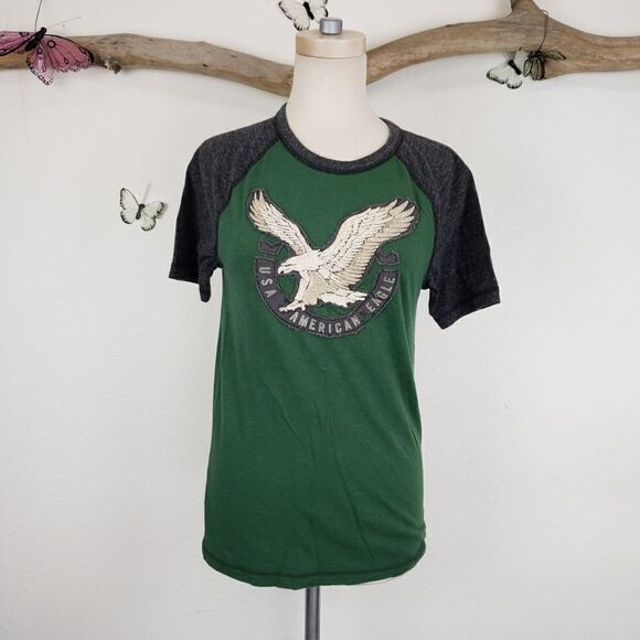 American Eagle Outfitters Tops - American eagle outfitters distressed raglan tee